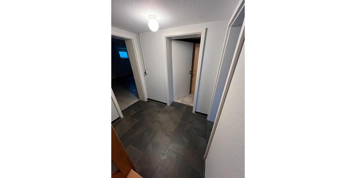 Doppelhaushälfte in Ruhiger Wohnlage zu vermieten 4 zimmer