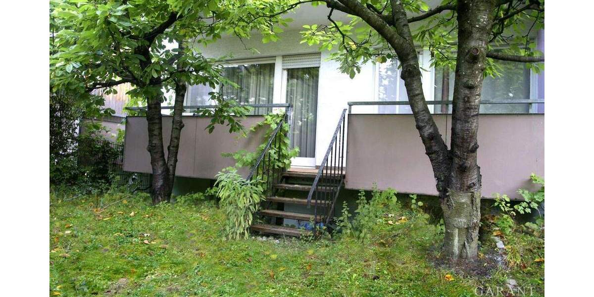Erdgeschoss-Wohnung mit eigenem Garten und zusätzlichem Raum zur individuellen Nutzung 3 zimmer