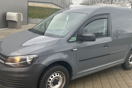 VW Caddy 214.109 km 10.500 &euro; Hildrizhausen 71157