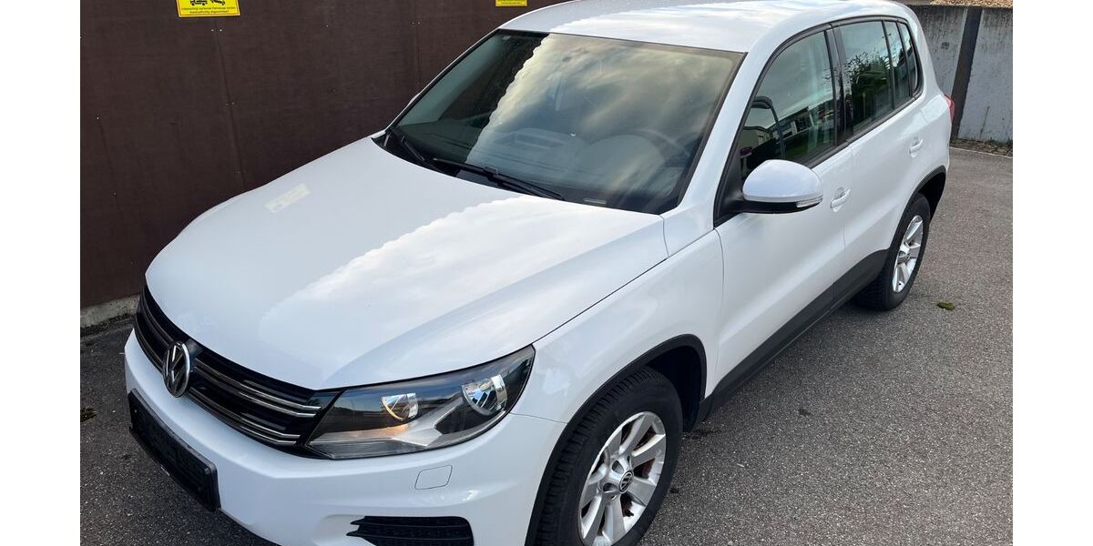 VW Tiguan 158.000 km 8.240 € Weil der Stadt 71263