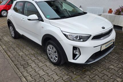 Kia Stonic 43.000 km 12.898 &euro; Winterbach 73650