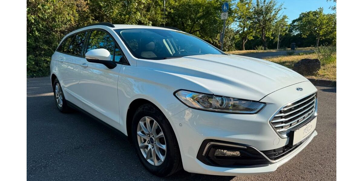 Ford Mondeo 180.569 km 8.999 &euro; Stuttgart 70469