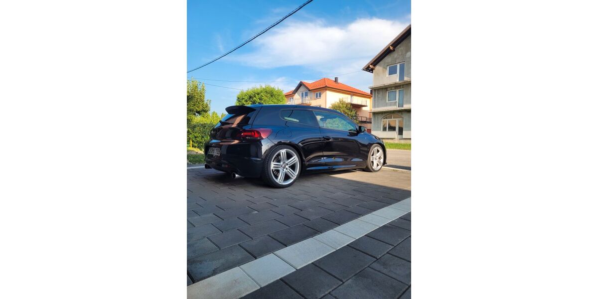 VW Scirocco 190.000 km 11.150 € Ludwigsburg 71642