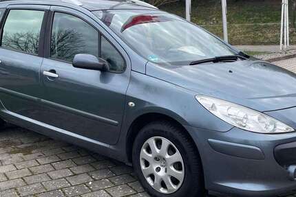 Peugeot 307 145.000 km 2.399 &euro; Deckenpfronn 75392