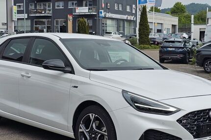 Hyundai i30 6.569 km 21.500 &euro; Leonberg 71229