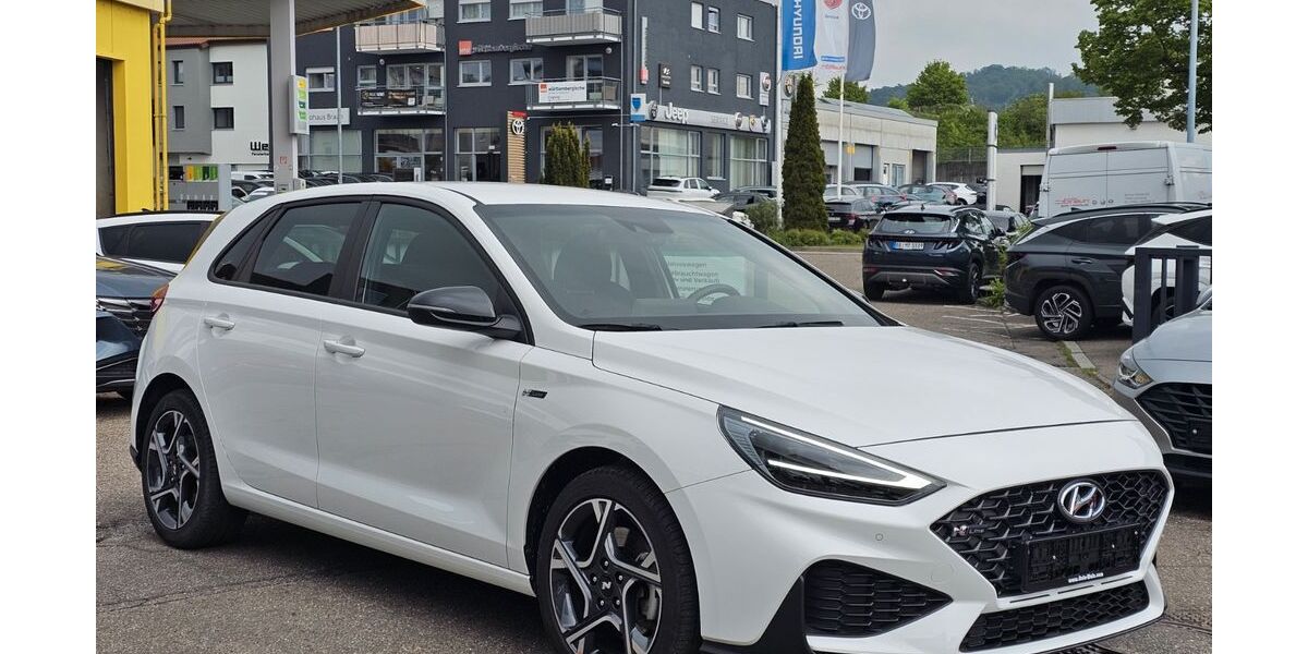 Hyundai i30 6.569 km 21.500 &euro; Leonberg 71229