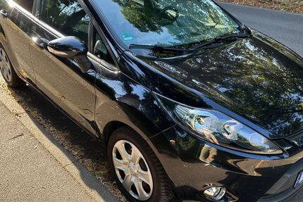 Ford Fiesta 136.900 km 3.900 &euro; Fellbach 70736