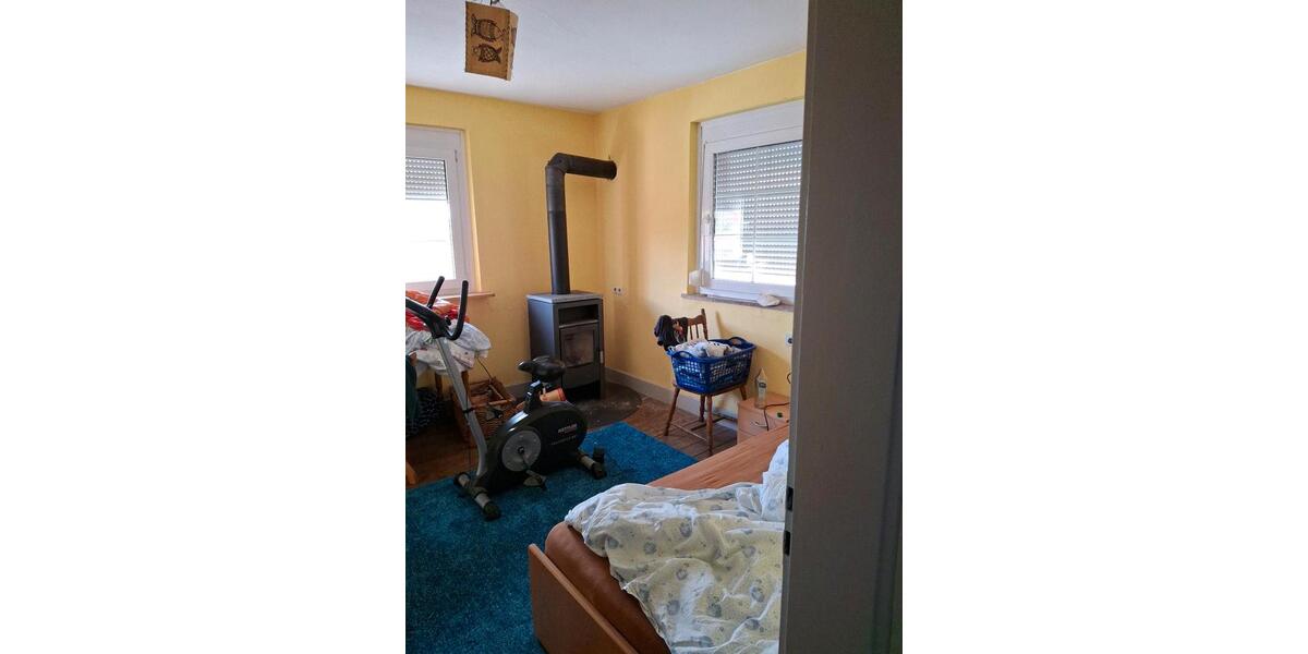 Etagenwohnung Pliezhausen - 4 Zimmer, 100 m&sup2;, 900&euro; | Angebot:26023532