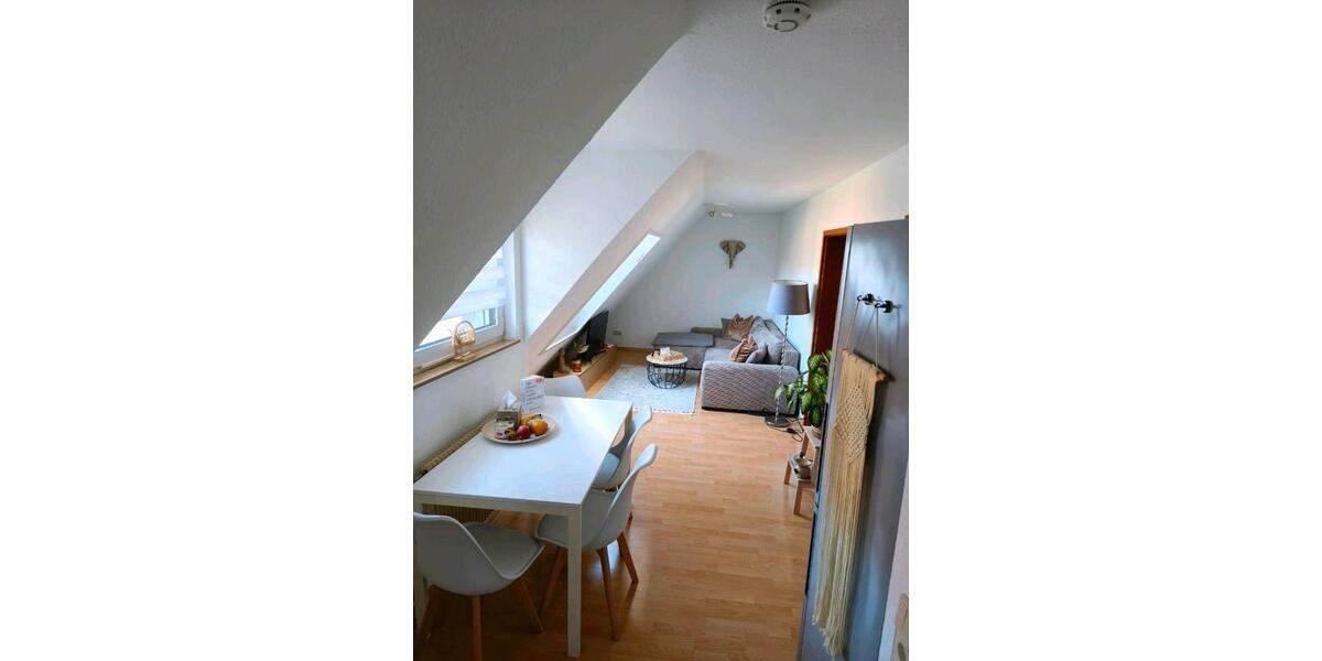 Dachgeschoßwohnung Stuttgart Sillenbuch - 2 Zimmer, 43 m&sup2;, 920&euro; | Angebot:26296431