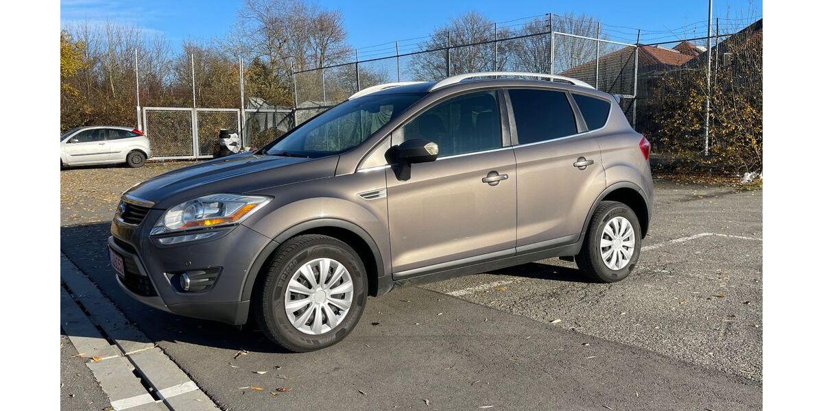 Ford Kuga 185.000 km 6.900 € Tübingen-Bühl 72072