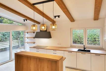 Haus Leonberg - 5 Zimmer, 175 m&sup2;, 2.740&euro; | Angebot:24872256