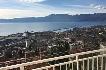 Haus Stuttgart Lehen - 10 Zimmer, 400 m&sup2;, 990.000&euro; | Angebot:26095068