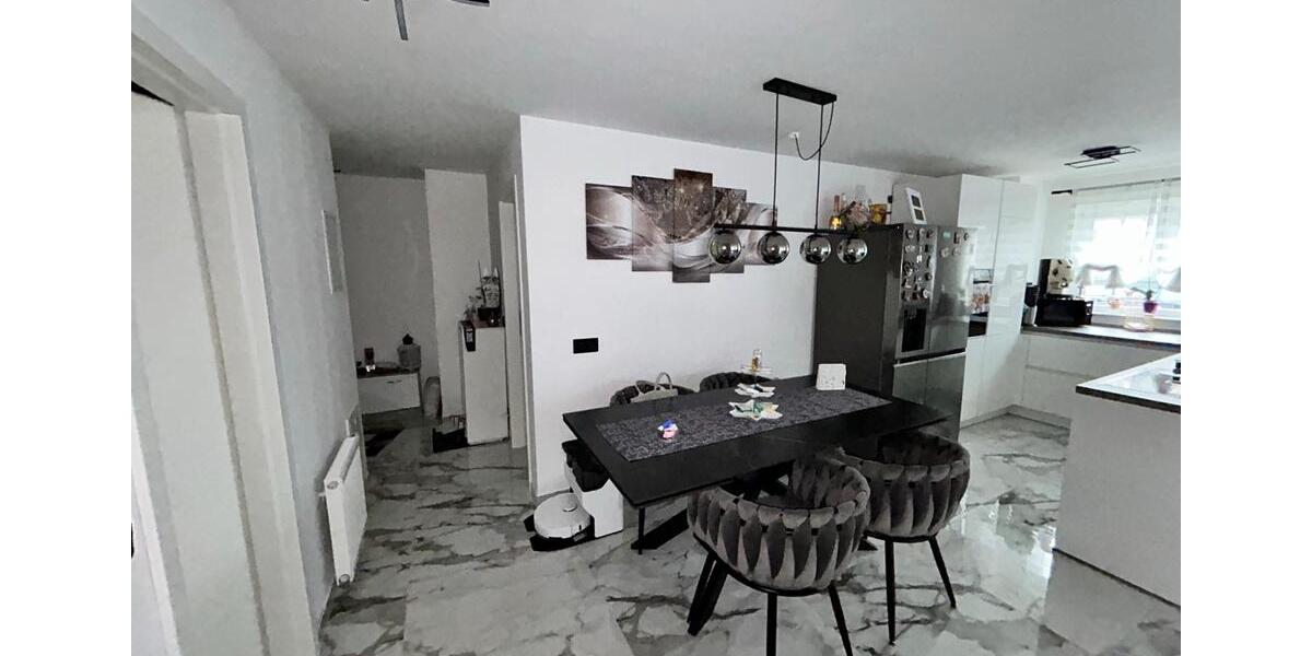 Mehrfamilienhaus, Wohnhaus Leonberg - 3 Zimmer, 73 m&sup2;, 370.000&euro; | Angebot:25216612