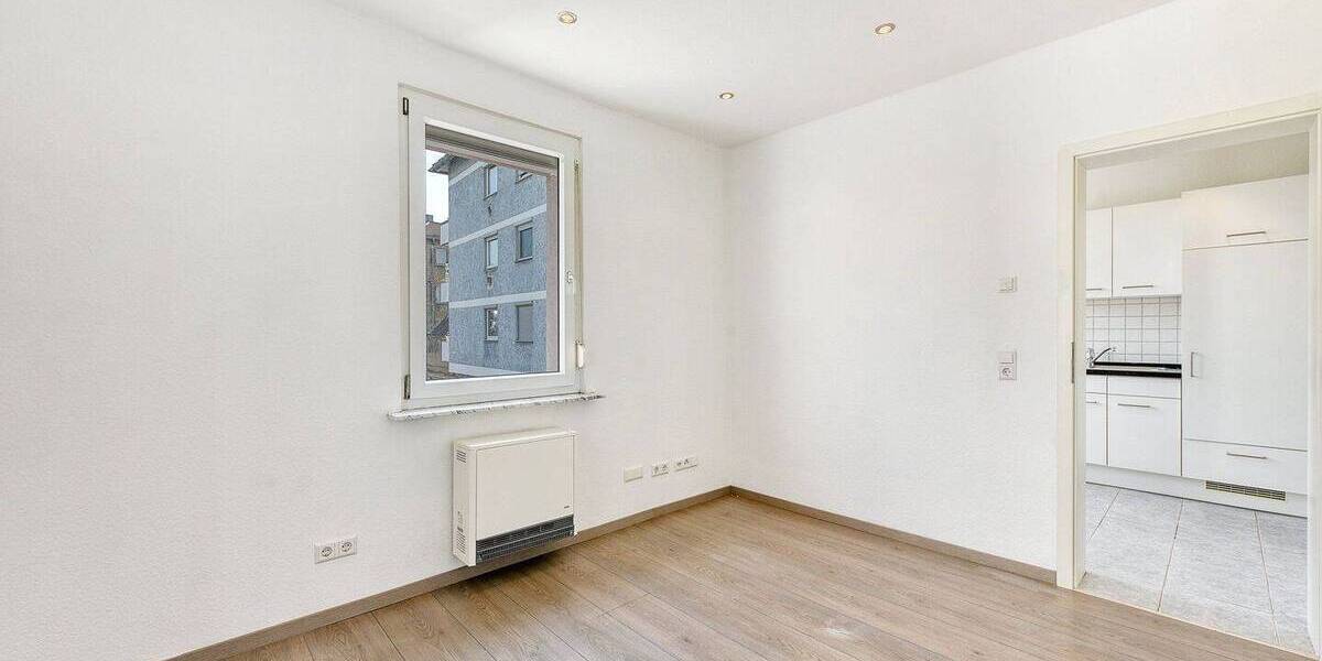 Etagenwohnung Stuttgart Bad Cannstatt - 3 Zimmer, 62 m&sup2;, 900&euro; | Angebot:26289861