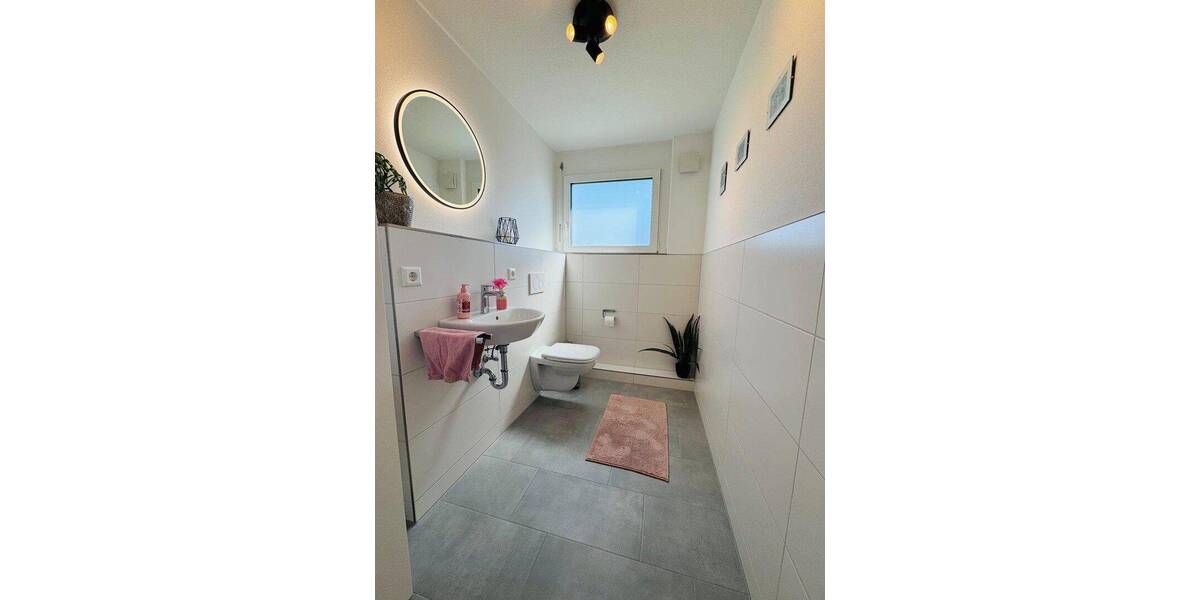 Etagenwohnung Wolfschlugen - 4 Zimmer, 91 m&sup2;, 1.430&euro; | Angebot:26879407