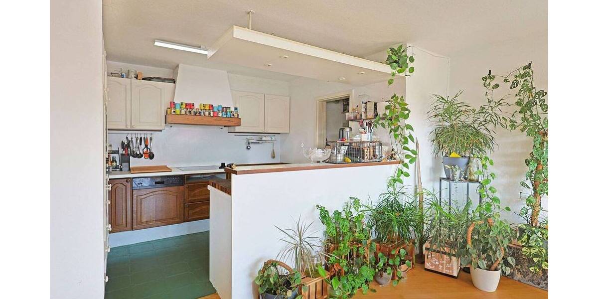 Etagenwohnung Leonberg - 3 Zimmer, 93 m&sup2;, 990&euro; | Angebot:26377735
