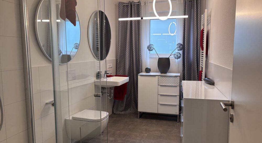 Etagenwohnung Metzingen - 3 Zimmer, 93 m&sup2;, 1.300&euro; | Angebot:26852831