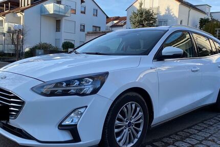 Ford Focus 49.300 km 16.900 &euro; Marbach am Neckar 71672