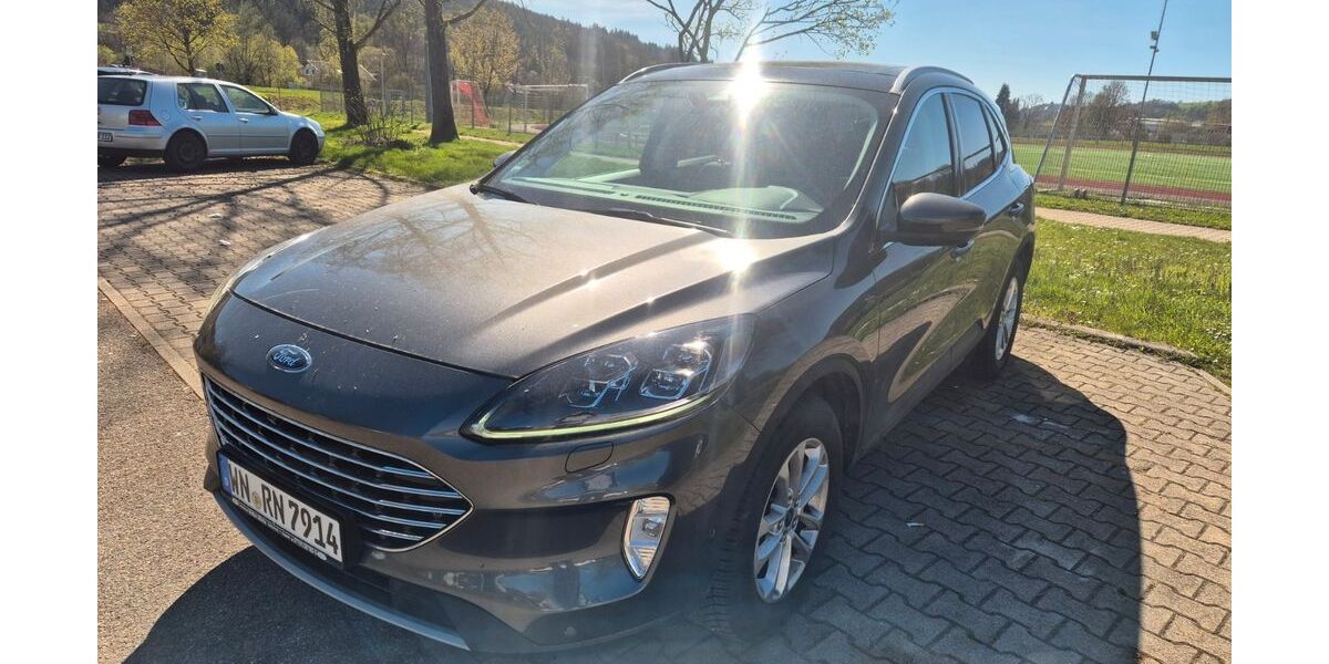 Ford Kuga 69.000 km 14.990 &euro; Backnang 71522