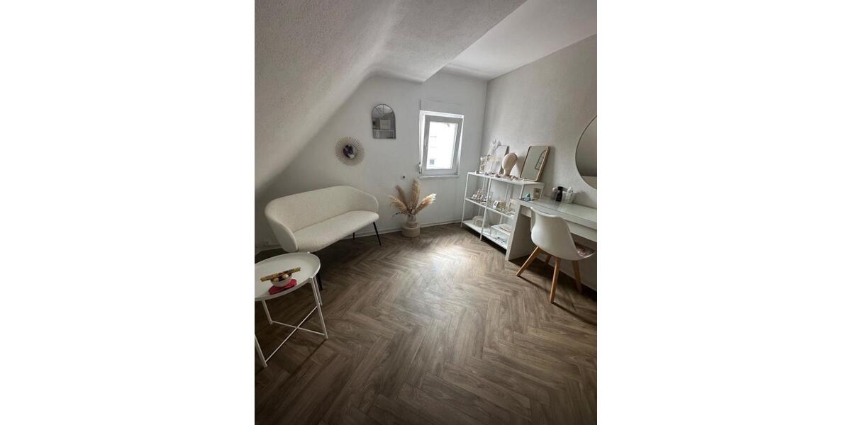 Raum für div. Beauty, Kosmetik, Büro oder andere Zwecke zimmer