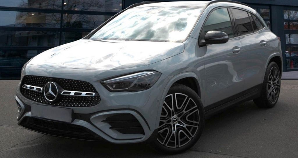 Mercedes-Benz GLA 220 13.000 km 42.990 € Reutlingen 72770