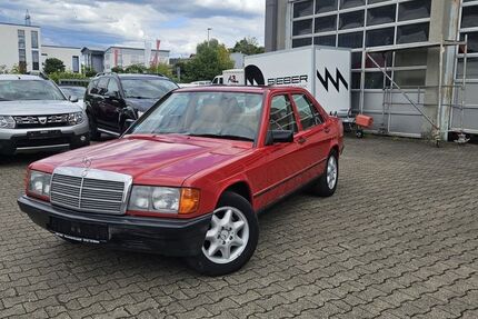 Mercedes-Benz 190 116.104 km 7.900 &euro; Waiblingen Neustadt ( 15 km von Stuttgart ) 71336