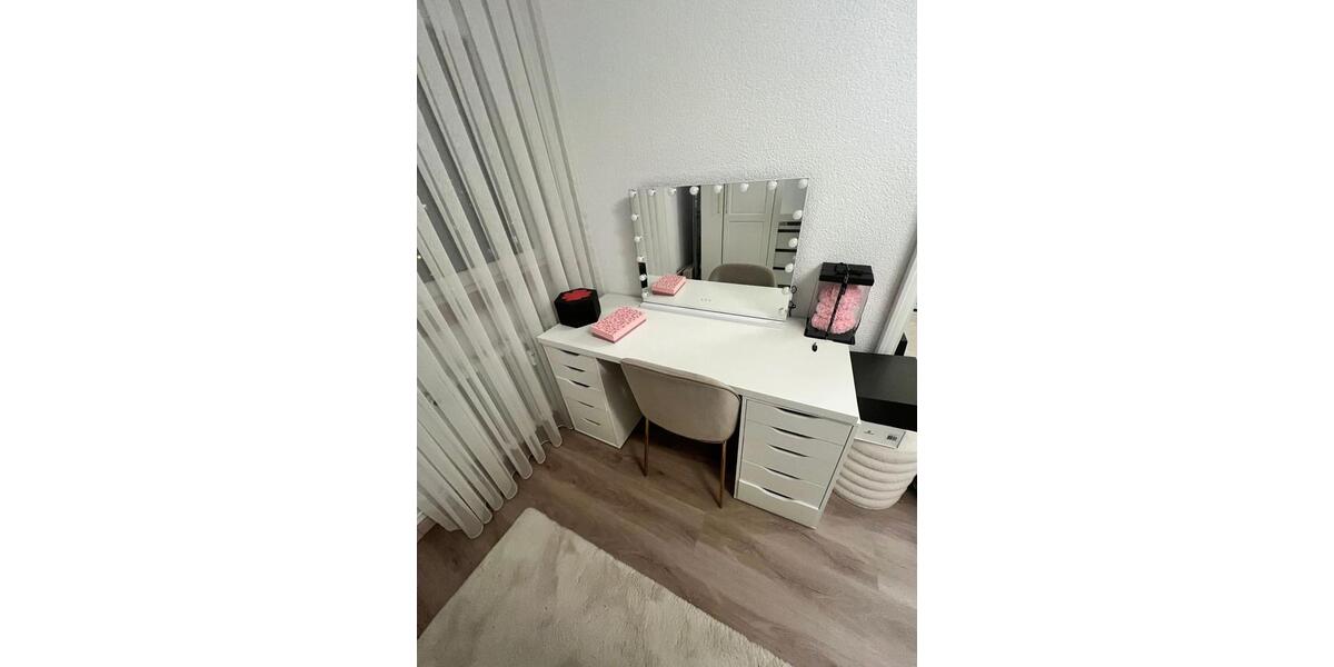 Etagenwohnung Leonberg - 3 Zimmer, 81 m&sup2;, 1.400&euro; | Angebot:26350182
