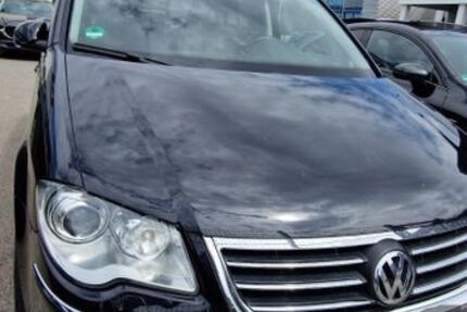 VW Touran 219.000 km 5.650 &euro; Esslingen 73732