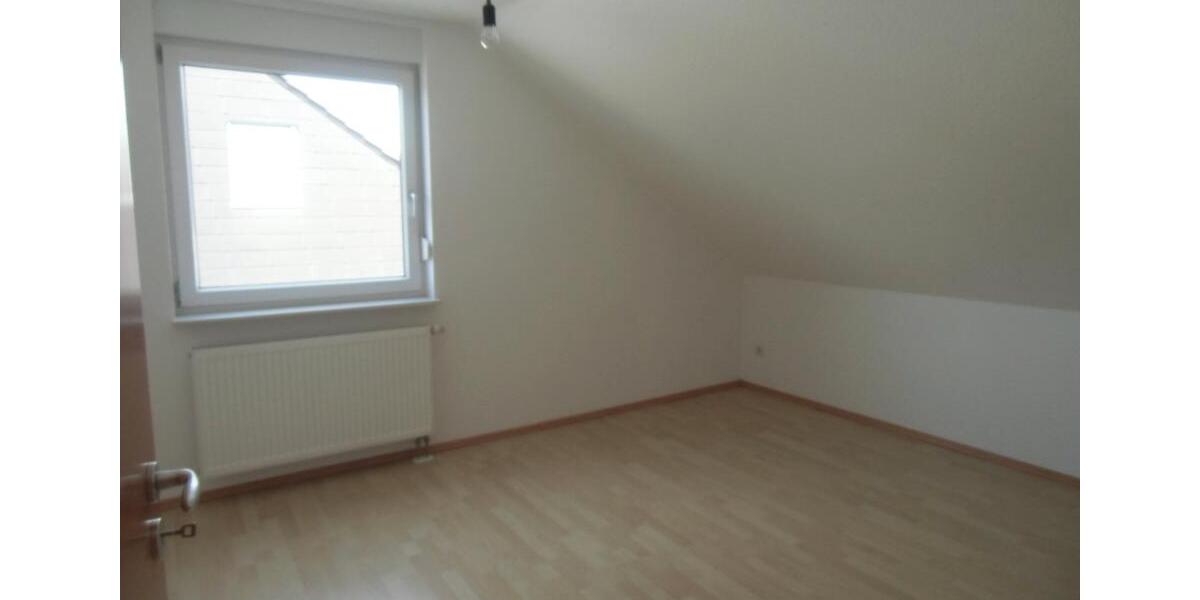 Doppelhaushälfte Tamm - 7 Zimmer, 186 m&sup2;, 890.000&euro; | Angebot:26704684