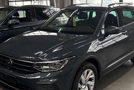 VW Tiguan 106.042 km 22.990 &euro; Weinstadt 71384