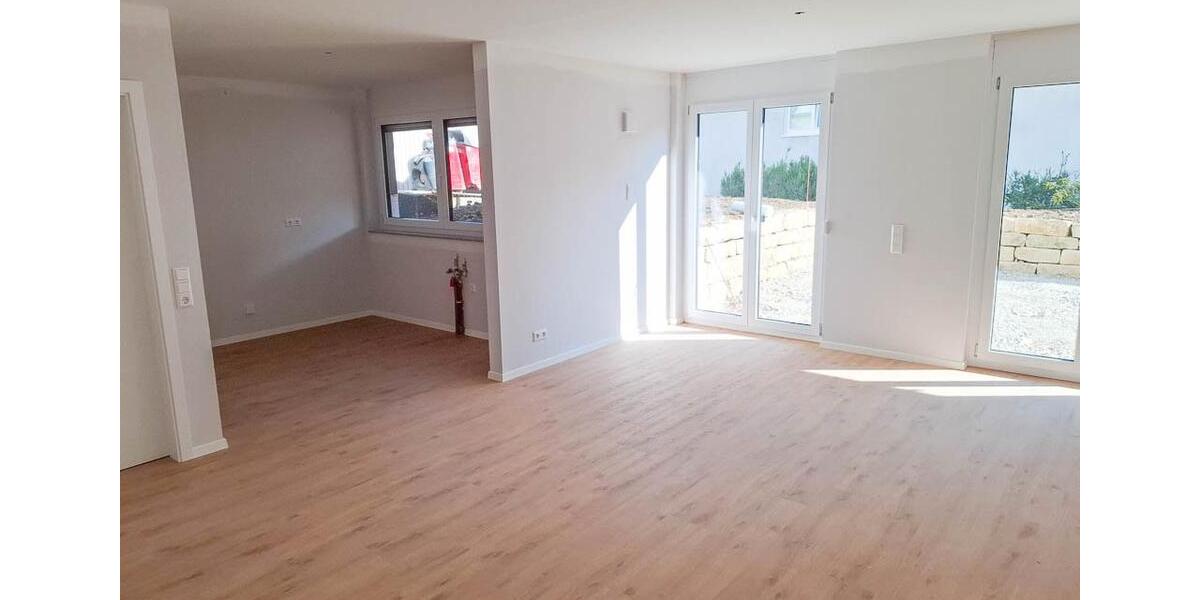 Etagenwohnung Leonberg - 3 Zimmer, 104 m&sup2;, 1.600&euro; | Angebot:26342832