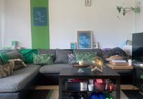 Von Privat: ruhige & helle 3-Zimmerwohnung 69 qm im Dachgeschoß