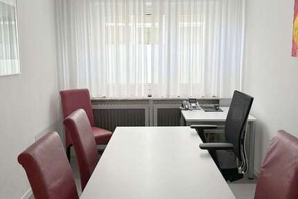 Büro in Esslingen 900 € 90 m² zimmer