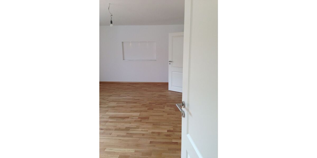 Renovierte 3-Zimmer-Wohnung mit Balkon in S-Botnang - 3- Stuttgart Botnang | Angebot:26296234