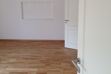 Renovierte 3-Zimmer-Wohnung mit Balkon in S-Botnang - Wohnung Stuttgart Botnang | Angebot:26296234