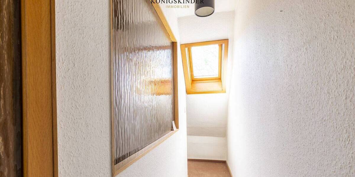 Reihenmittelhaus Stuttgart - Ost Ost - 6 Zimmer, 100 m&sup2;, 449.000&euro; | Angebot:26787434