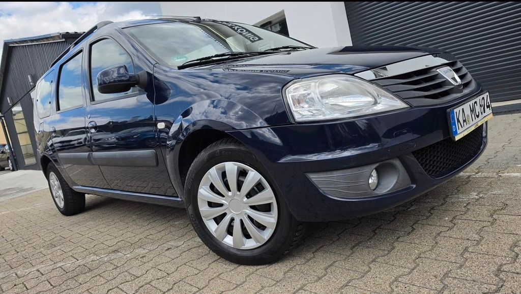 Dacia Logan 133.000 km 1.999 &euro; stuttgart 70563
