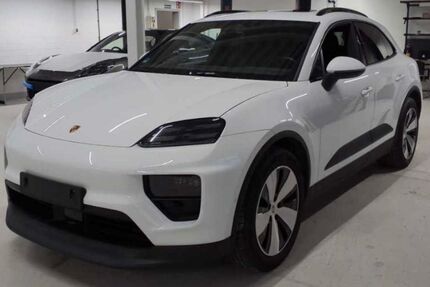 Porsche Macan 9.870 km 69.999 &euro; Stuttgart 70499