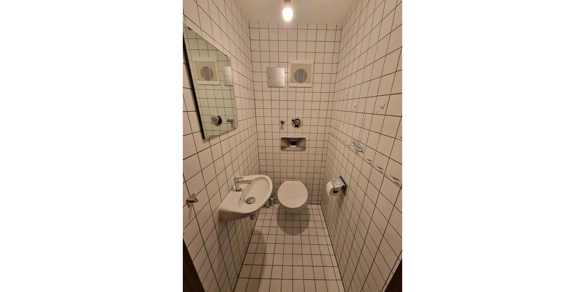 Maisonettenwohnung Fellbach - 4.5 Zimmer, 111 m&sup2;, 1.899&euro; | Angebot:26323354