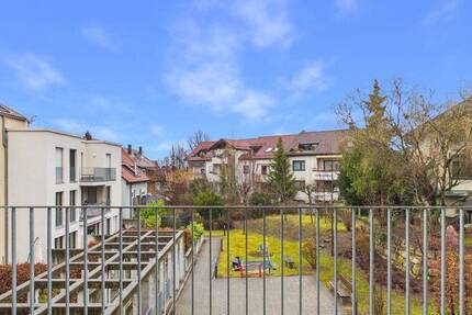 Wohnung Fellbach - 3 Zimmer, 109 m&sup2;, 1.610&euro; | Angebot:25929262