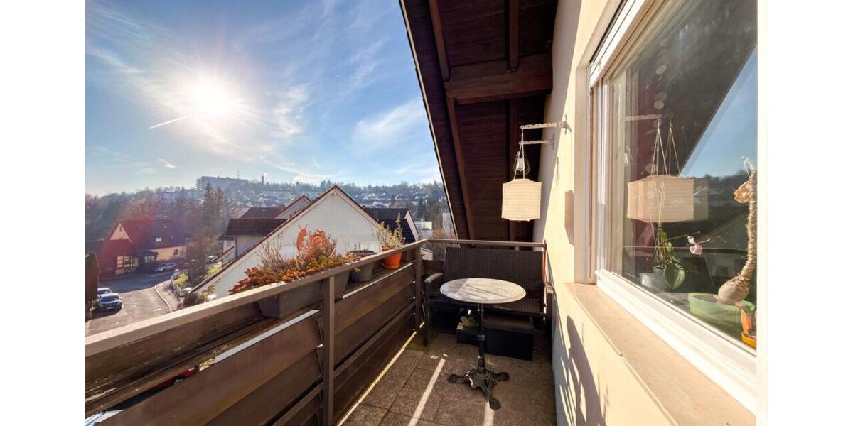 Dachgeschoßwohnung Esslingen am Neckar Hegensberg - 3 Zimmer, 68 m&sup2;, 1.252&euro; | Angebot:26404841