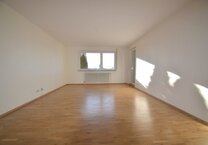 Moderne 4,5-Zimmer-Wohnung mit traumhaftem Ausblick auf der Diezenhalde - sofort bezugsfrei !