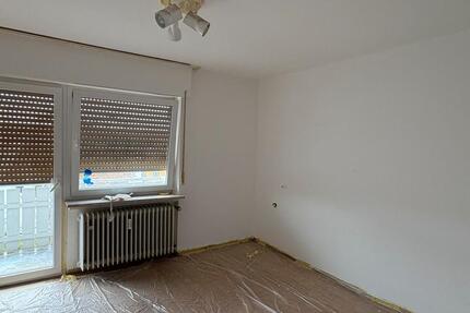 In Meßstetten: Großzügige, renovierte, helle Wohnung zimmer