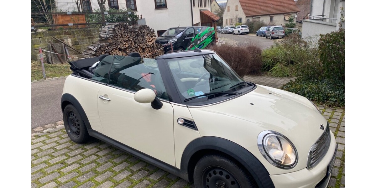 Mini one cabrio 135.000 km 11.000 € Unterensingen 72669