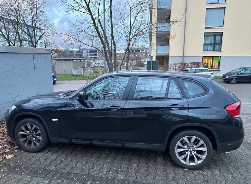 BMW X1 194.000 km 7.800 € Stuttgart 70437