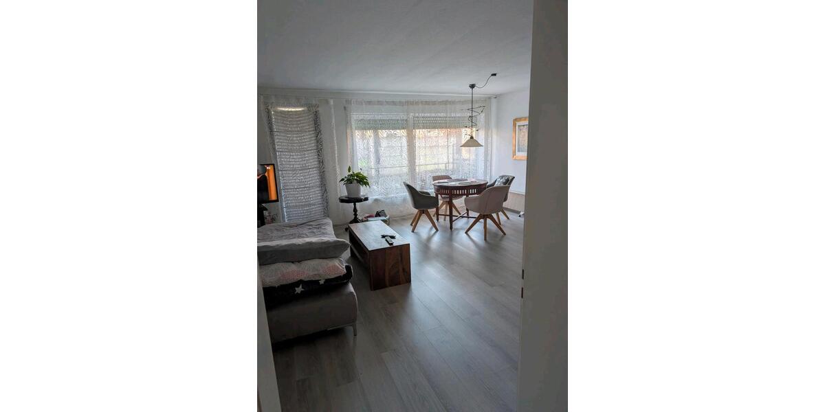 Erdgeschoßwohnung Sachsenheim - 3 Zimmer, 80 m&sup2;, 255.000&euro; | Angebot:26024339