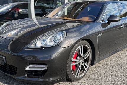 Porsche Panamera 140.361 km 29.990 € Herrenberg bei Stuttgart 71083