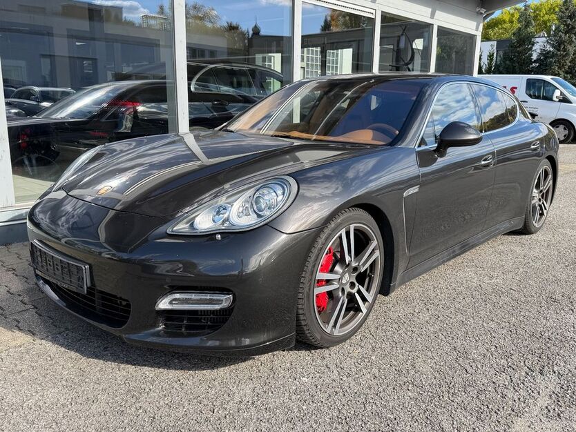 Porsche Panamera 140.361 km 29.990 € Herrenberg bei Stuttgart 71083