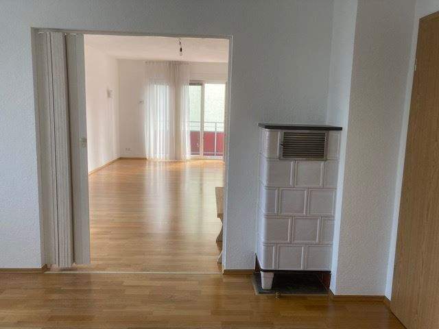 Zentrale doch ruhige Lage mit großem Balkon 3 zimmer