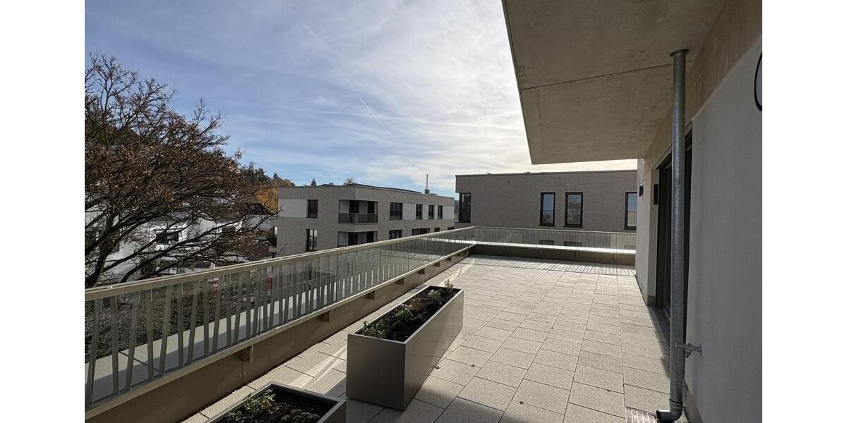 Einfamilienhaus Leonberg - 2 Zimmer, 91 m&sup2;, 1.869&euro; | Angebot:23712852